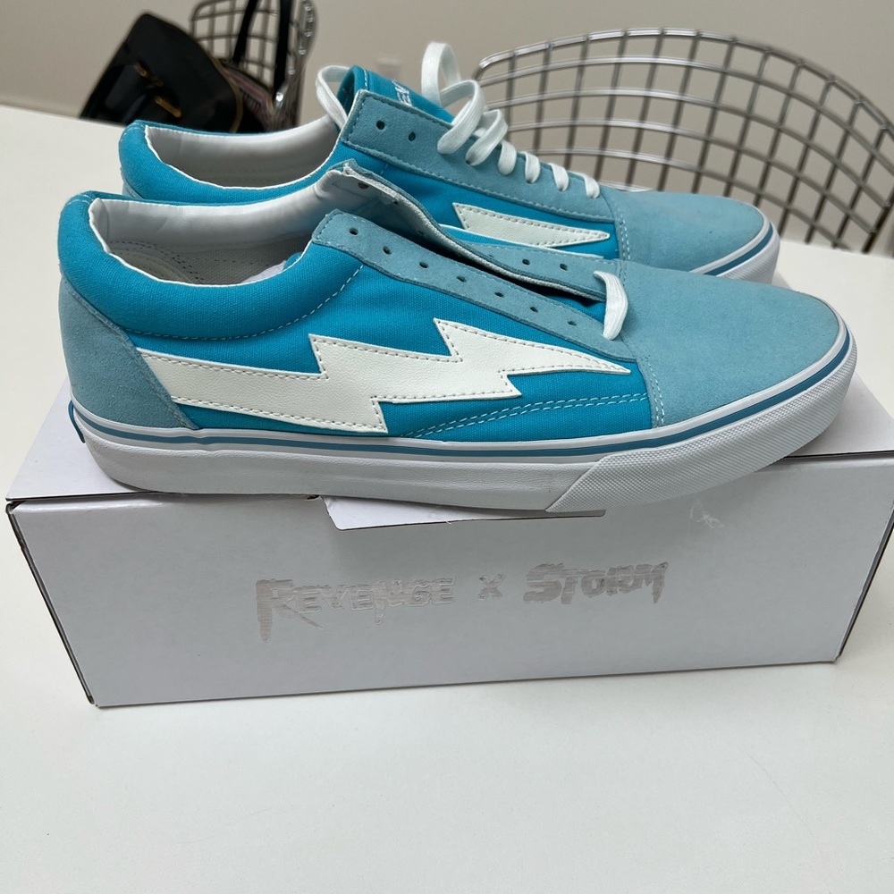 Revenge x storm vans new with box , blue size 10
